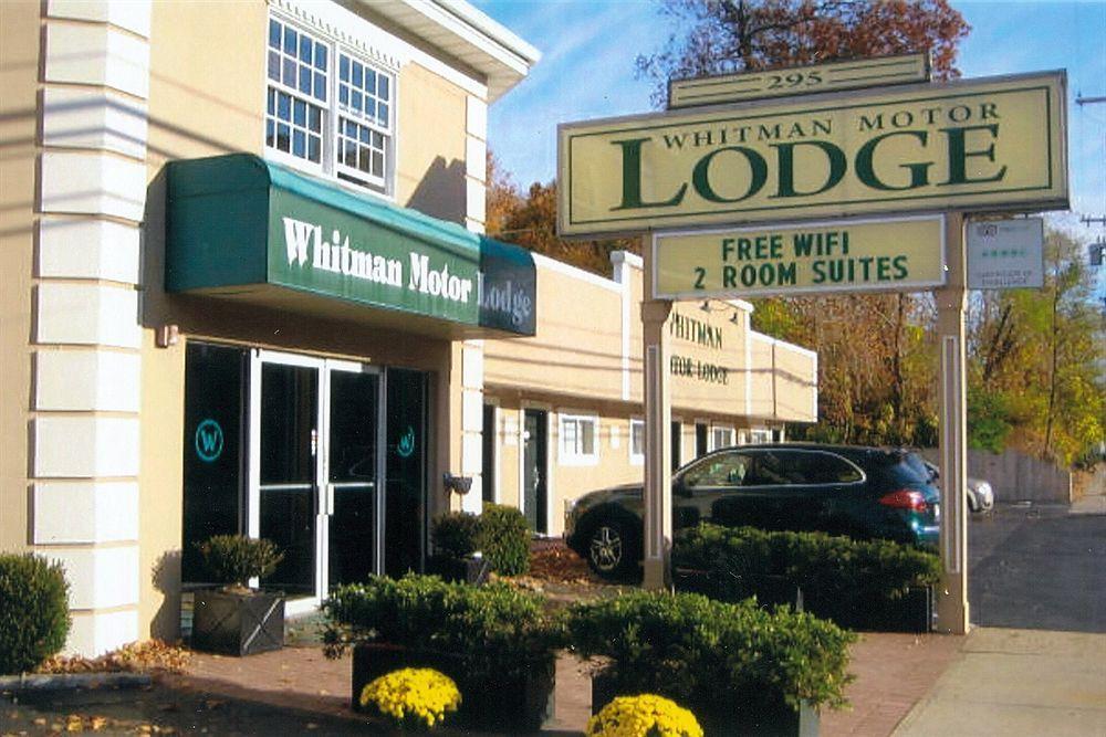 Whitman Motor Lodge Хънтингтън Екстериор снимка